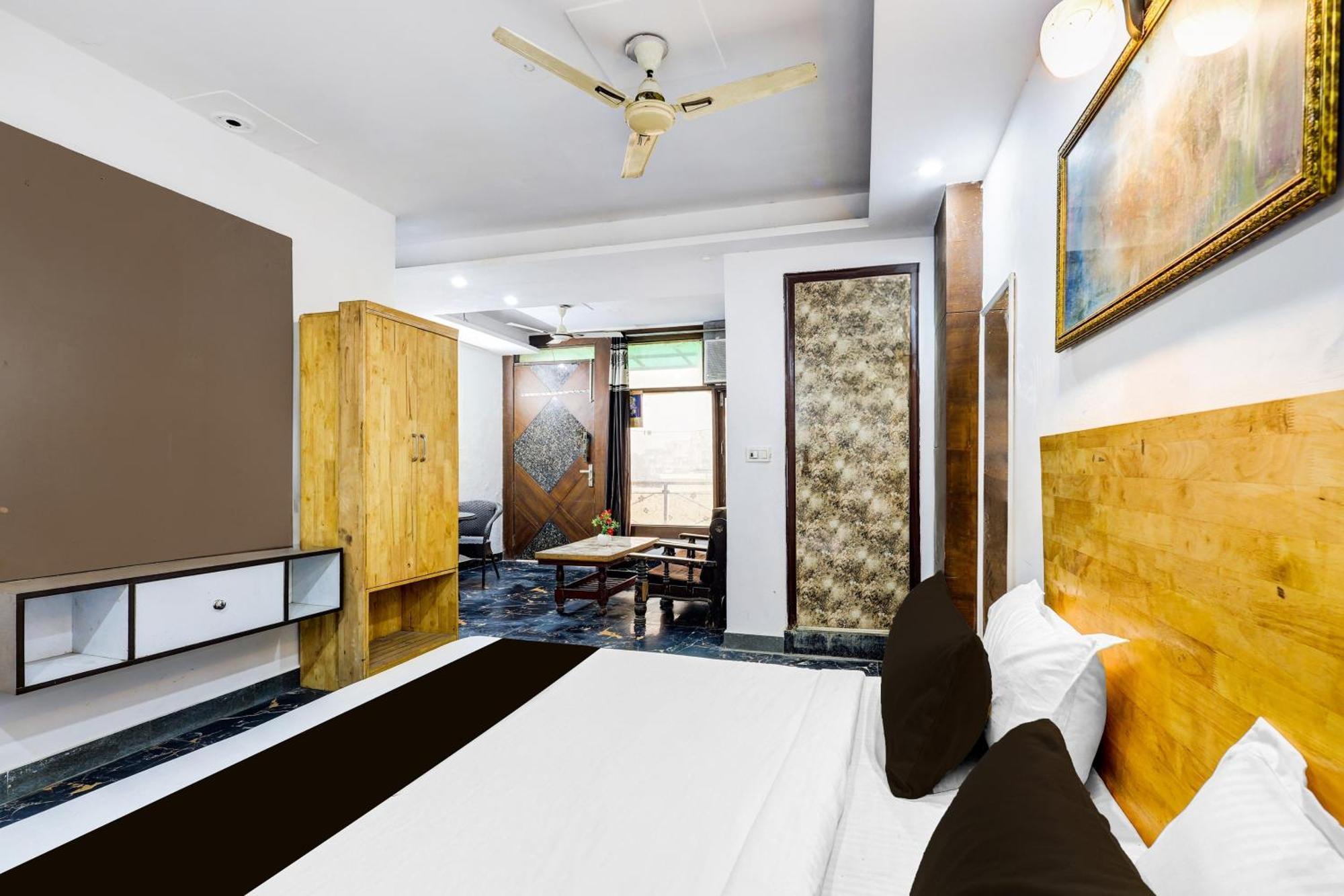 Hotel O Hari Nagar Ashram New Delhi