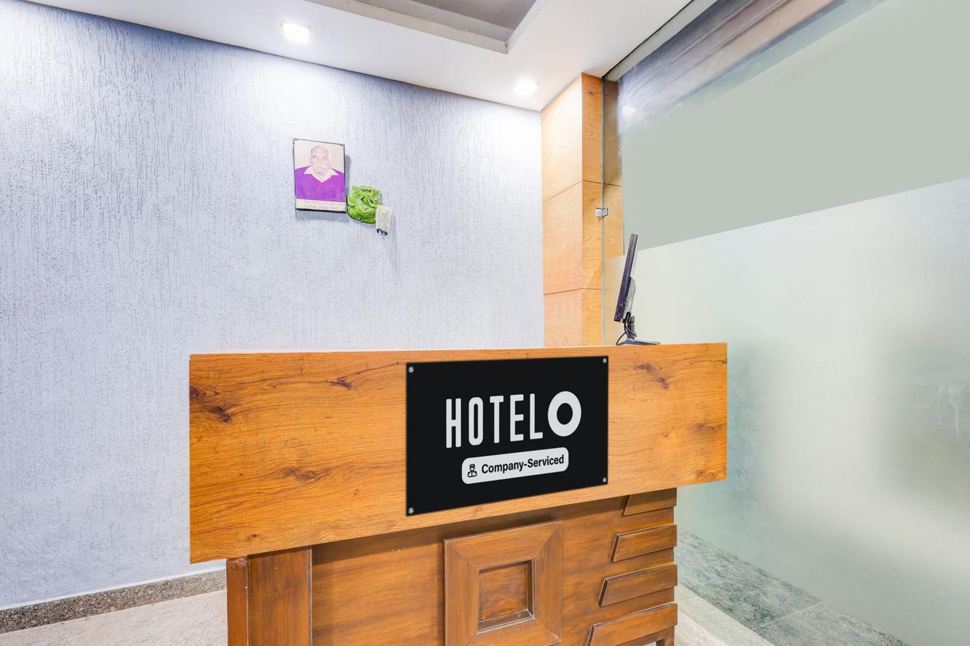 Hotel O Hari Nagar Ashram