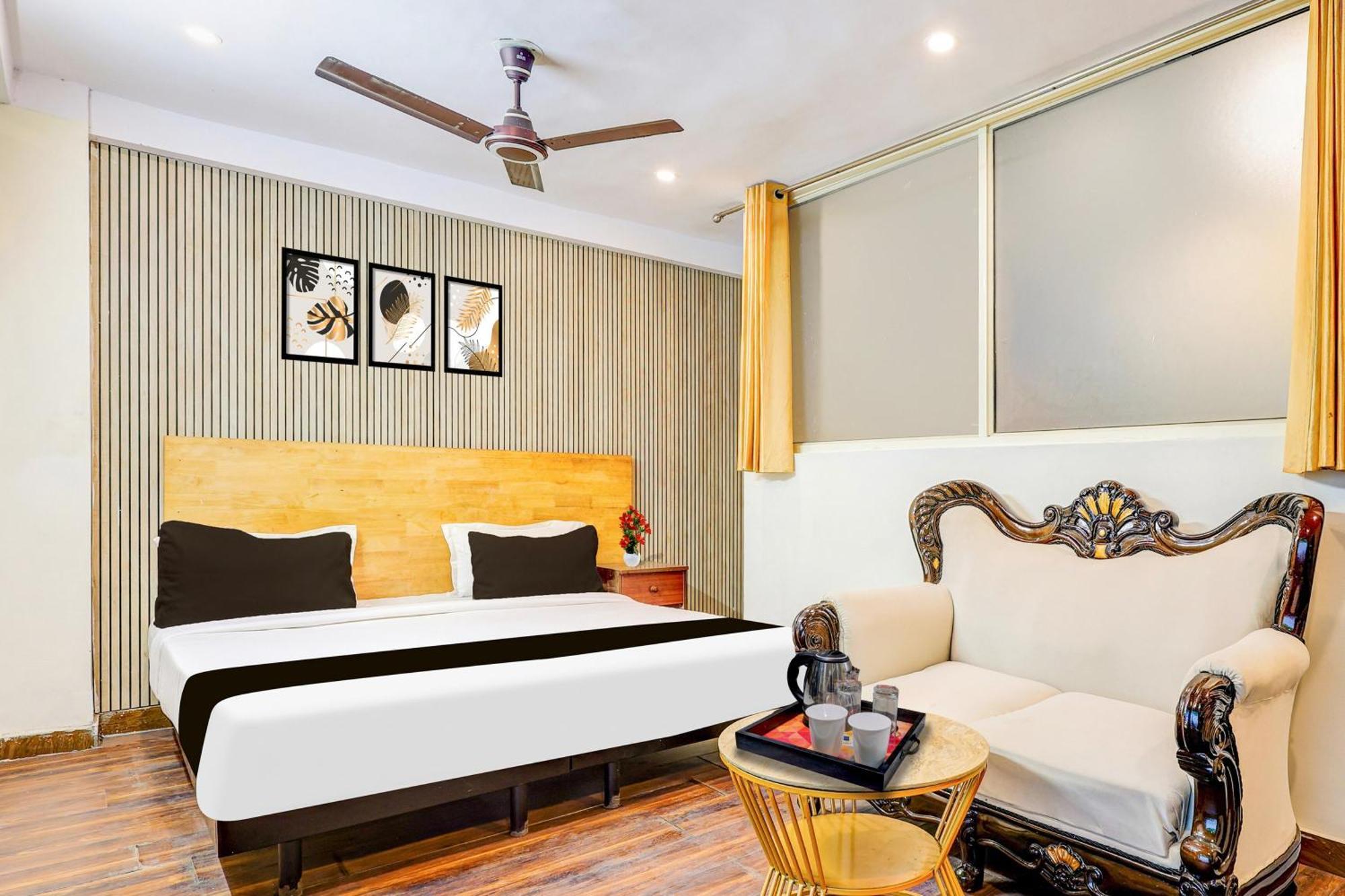 Hotel O Hari Nagar Ashram