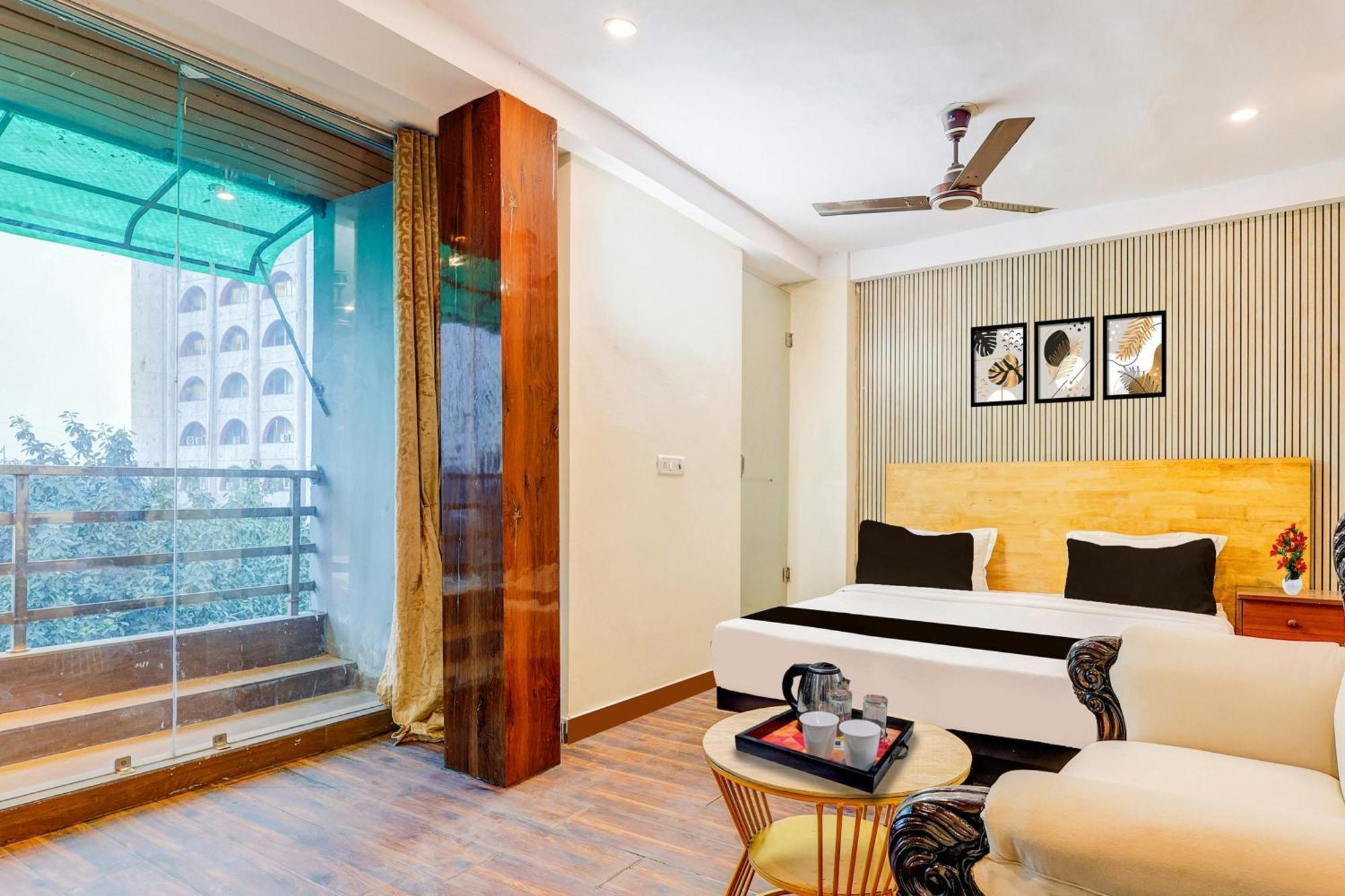 Hotel O Hari Nagar Ashram *